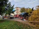 Groźny wypadek motocyklisty i autobusu MPK w Inowrocławiu. 10 osób poszkodowanych! Zobaczcie zdjęcia z miejsca zdarzenia