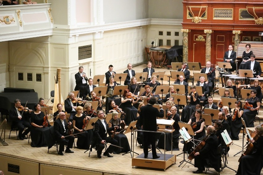 Łukasz Borowicz i Poznańscy Filharmonicy