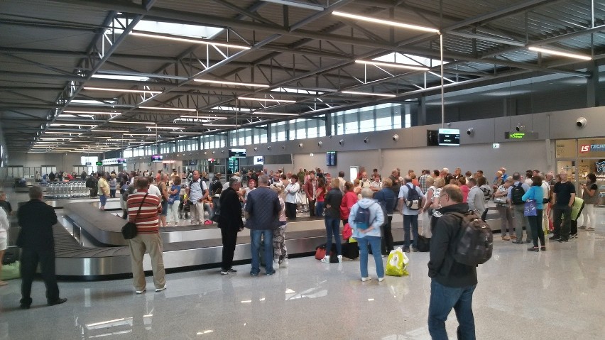 Hala przylotów w Pyrzowicach, czyli nowy terminal C