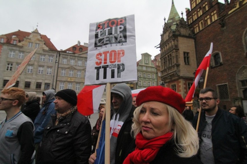 Protest na Rynku przeciwko TTIP i CETA