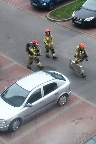 Straż pożarna ćwiczyła na terenie osiedla Rąbin w...