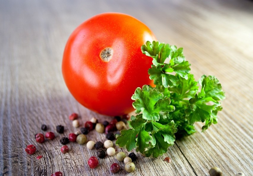 2. Pomidor chroni przed nowotworami...
