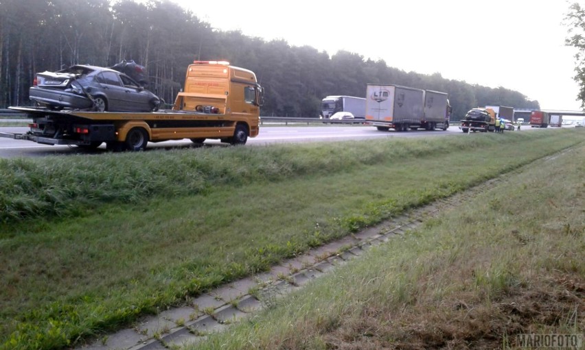 Kolizja na autostradzie A4. BMW zderzyło się z oplem