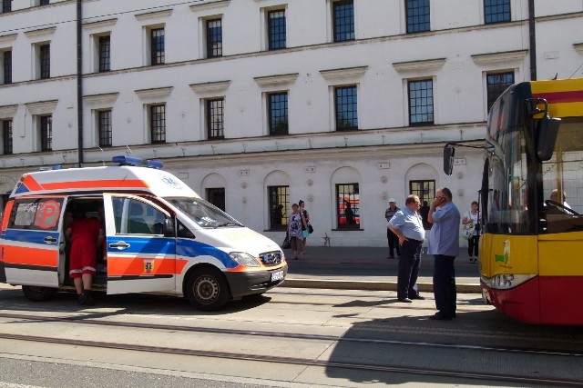 W wypadku na Piotrkowskiej poszkodowane zostały 4 sooby