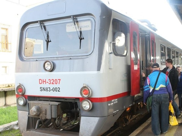 Likwidują poranne połączenie Słupsk-Szczecienk. Mieszkańcy nie dojadą do pracy.