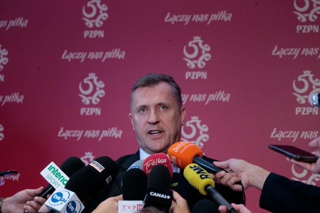 Prezes PZPN Cezary Kulesza dał przykład i postawił się FIFA