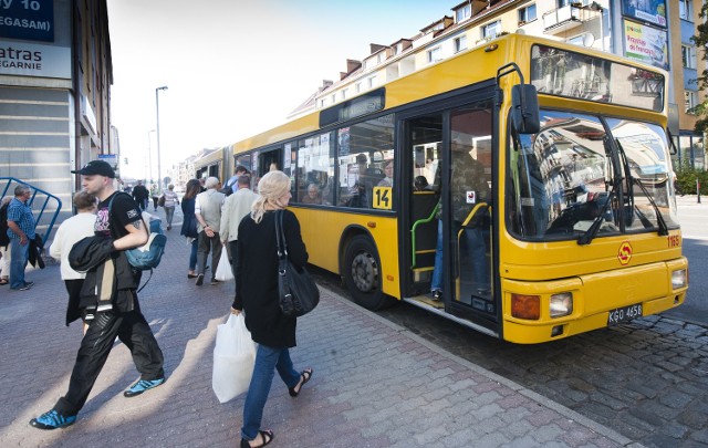Kontrole w autobusach koszalińskiej komunikacji miejskiej przeprowadza firma wynajęta przez MZK