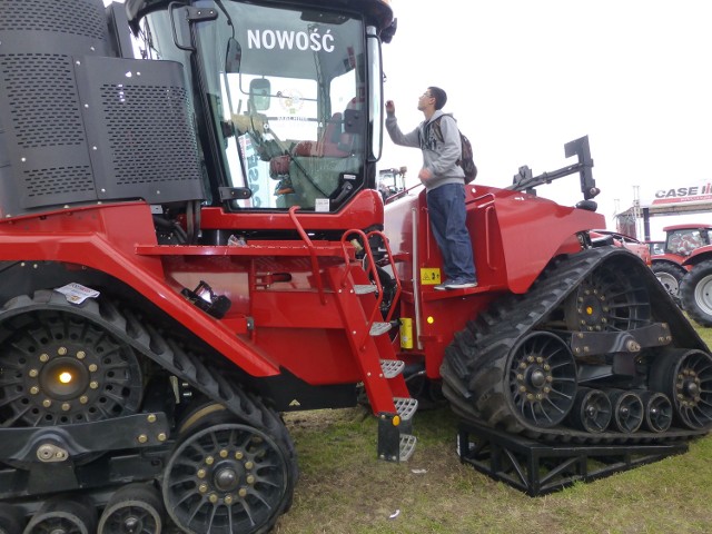 Koła wychodzą z mody? Coraz więcej producentów stawia na pojazdy gąsienicowe. Sprawdzają się nie tylko w trudnym terenie