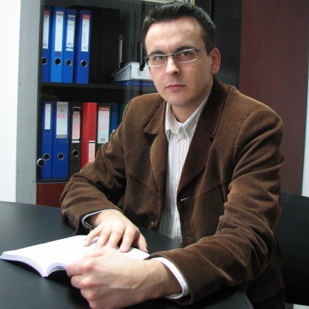 Marcin Kaczmarek w Państwowej Inspekcji Pracy w Zielonej Górze pracuje od 2004 r. Hobby: sport, nowoczesne technologie medialne, muzyka. Rodzina: żonaty, syn 1,5 roku