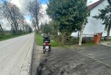 W gminie Michałów pijany na skuterze wywrócił się na drogę. Przyjdzie mu też odpowiedzieć za ubliżanie policjantom