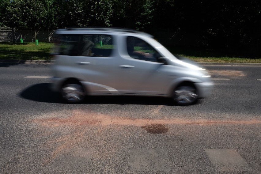 Wypadek na Marcelińskiej. Nie żyje motocyklista