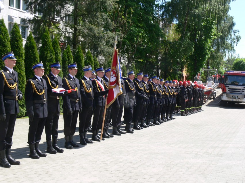 Tarnobrzeg: Powiatowe Obchody Dnia  Strażaka z medalami i awansami 