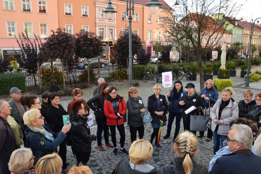 "Jestem wielka, jestem silna, jestem mądra, jestem kobietą"...