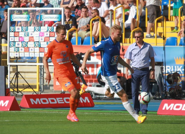 Napastnik Termaliki Bruk-Betu Wojciech Kędziora (z lewej) w jesiennej części sezonu strzelił dwa gole