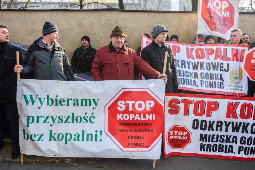 Cmentarz sprzed tysiąca lat zagrozi odkrywce?...