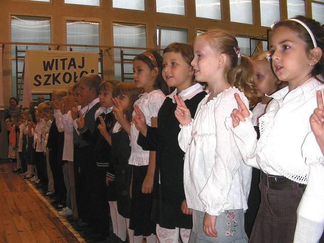 Ślubowanie to ważne wydarzenie w szkolnym życiu każdego pierwszoklasisty