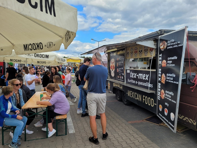 Zlot food trucków w Białymstoku. Będzie można tu spróbować smaków z całego świata. Mamy vouchery