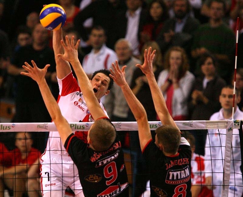 Asseco Resovia przegrala z AZS Czestochowa 2:3...