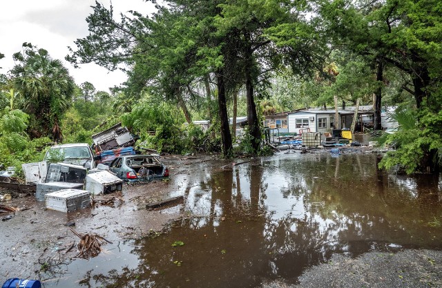 Huragan Idalia uderzył w północno-zachodnią Florydę powodując katastrofalne zniszczenia