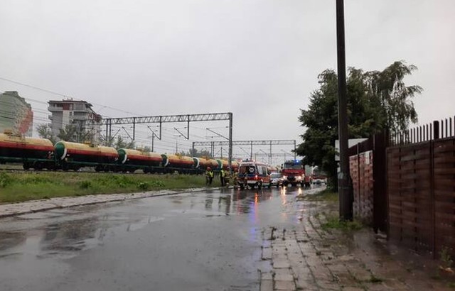 Wypadek wydarzył się na wysokości z jednej strony trasy NS z drugiej ulicy Metalowej, pociąg zatrzymał się kilkaset metrów od wiaduktu na ulicy Żeromskiego/Lubelskiej.