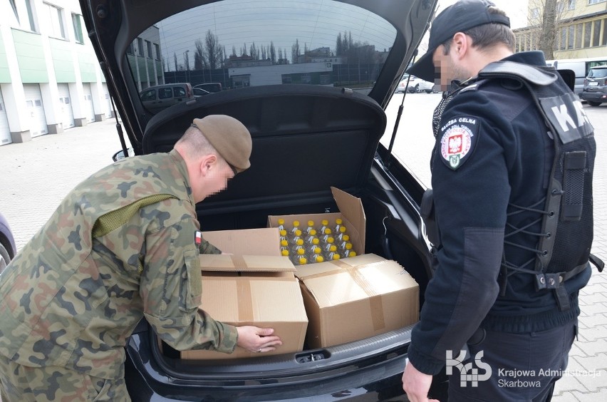 Nielegalny alkohol przekazano nieodpłatnie żołnierzom WOT,...