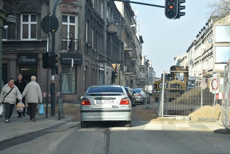 O częściowym otwarciu przejazdu przez skrzyżowanie nikt...