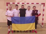 W Kielcach odbyły się trójki piłkarskie Solidarni z Ukrainą. Zagrała drużyna złożona z graczy z Ukrainy. Poprowadził ją Oleksij Czerkaszyn