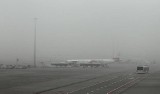Opóźnione loty z krakowskiego lotniska. Wszystko przez mgłę [AKTUALNA SYTUACJA]
