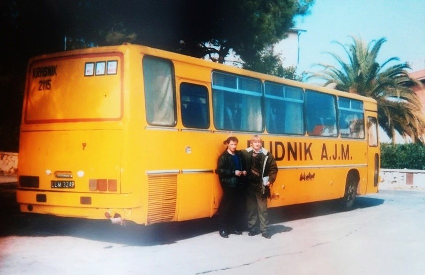 Turystyczny autobus Ikarus firmy "Rudnik AJM", która...