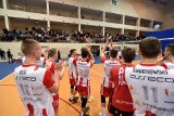 Drużyna AKS V LO Rzeszów gromiła przeciwników i awansowała do półfinału mistrzostw Polski juniorów. Trener Artur Łoza nie kryje zadowolenia