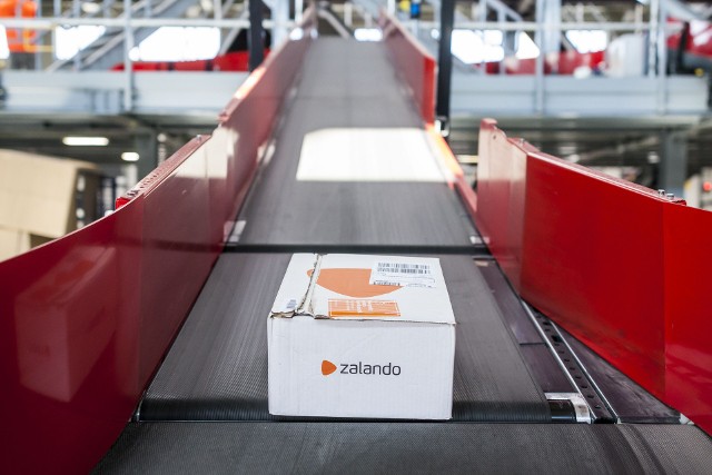 Zalando w Bydgoszczy i Białych Błotach planuje zatrudnienie ponad 4000 pracowników.