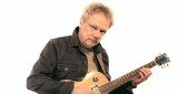 Ceniony krakowski gitarzysta jazzowy Jacek Korohoda powraca z nową płytą - "Nie patrz". Gościnnie rymuje na niej raper AbraDab 