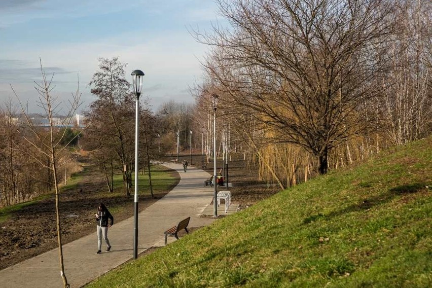 Mieszkańcy mogą się już cieszyć nowymi, wygodnymi alejkami z...