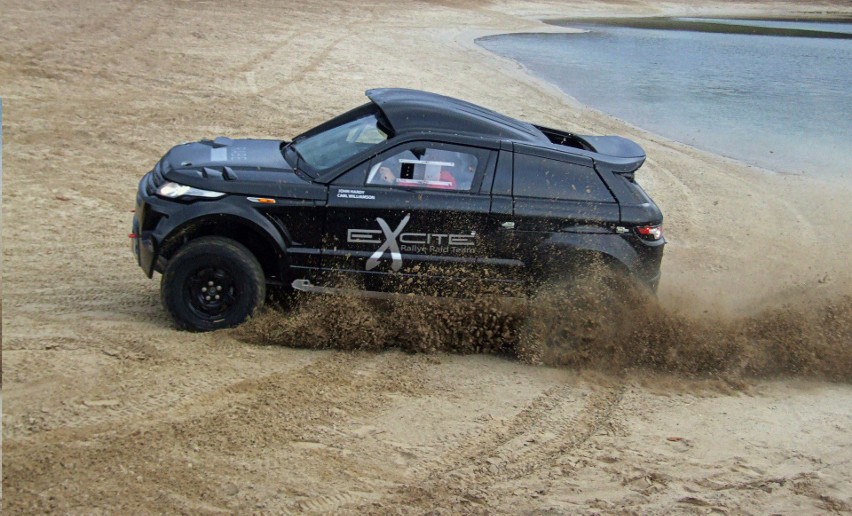 Range Rover Evoque Desert Warrior 3 Fot:  Excite Rallye Raid...