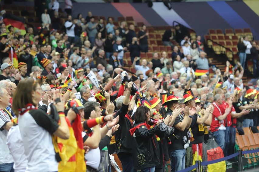 Reprezentacja Niemiec w meczu z Algierią w hali w Katowicach...