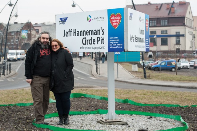 Joanna Macek Czuszek i Krzysztof Czuszek, nazwali rondo imieniem Jeffa Hannemana
