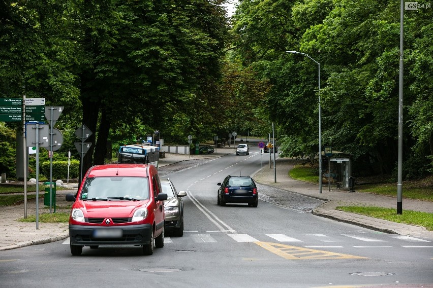 Budowa Węzła Łękno w Szczecinie. Zmiany w organizacji ruchu. Uwaga! Jeden kierunek na ul. Słowackiego