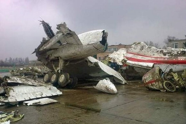 Zdjęcia z Tupolewa. Czy pomogą rozwiązać tajemnicę katastrofy smoleńskiej? Katastrofa Smoleńska