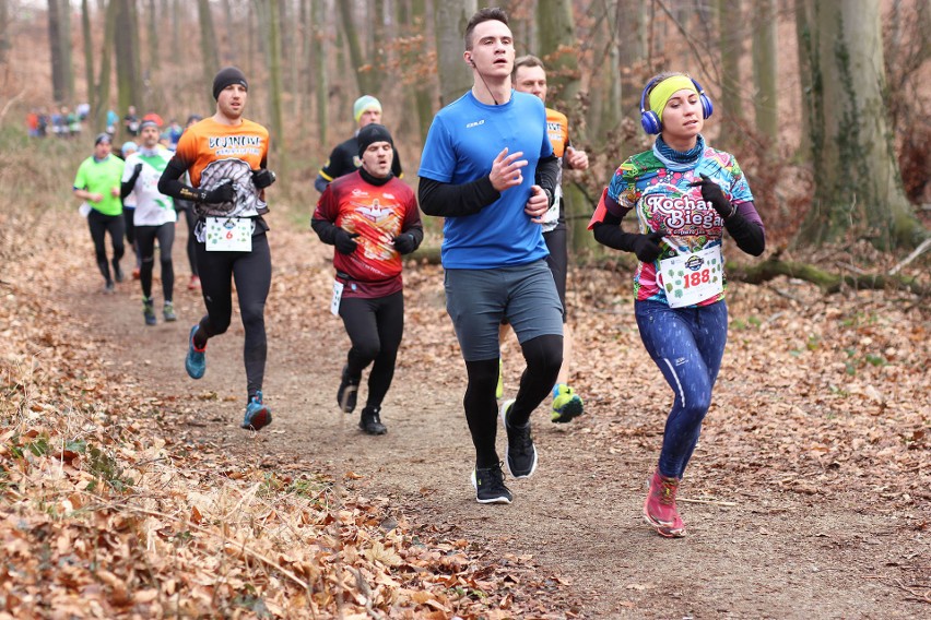 Cross Trzebnicki 2020. Biegłeś? Znajdź siebie na zdjęciach...