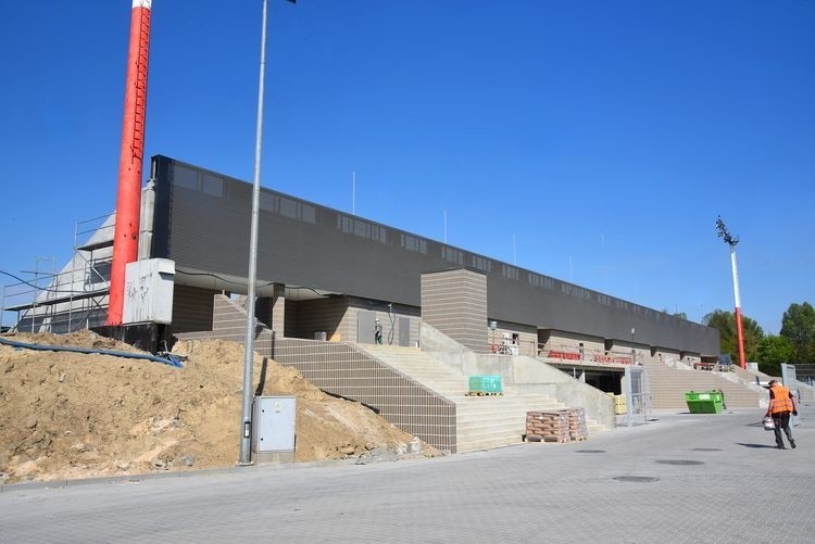 Dobiega końca modernizacja stadionu przy ul. Sportowej w...
