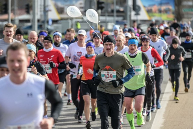 W niedzielę w Pruszczu Gdańskim odbył się Półmaraton. Biegacze pobiegli  ulicami miasta