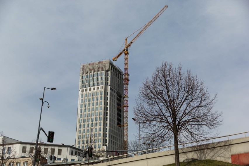 Kraków. Koronawirus nie zatrzymał dużych inwestycji w mieście. Na razie opóźniony jest tylko remont chodnika na al. Słowackiego