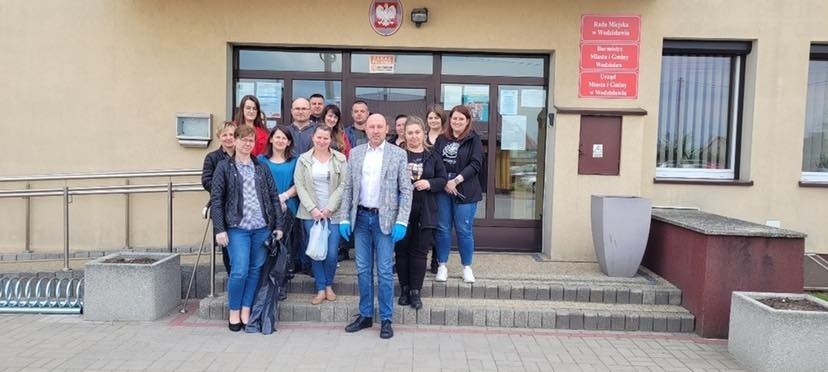 Pracownicy urzędu miasta i gminy w Wodzisławiu włączyli się...