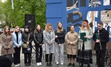 Pamięć o człowieczeństwie i odwadze mieszkańców Oświęcimia, niosącym pomoc więźniom KL Auschwitz. Odsłonięto nowy mural. WIDEO