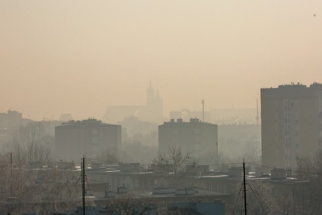 W Krakowie znów pojawia się smog
