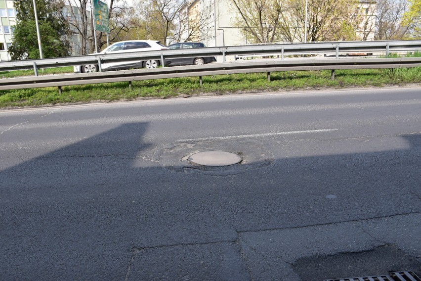 Opolanie wskazują, że złe warunki drogowe są na ulicy Nysy...