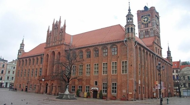 Toruński ratusz Starego Miasta - perła gotyku i atrakcja regionu
