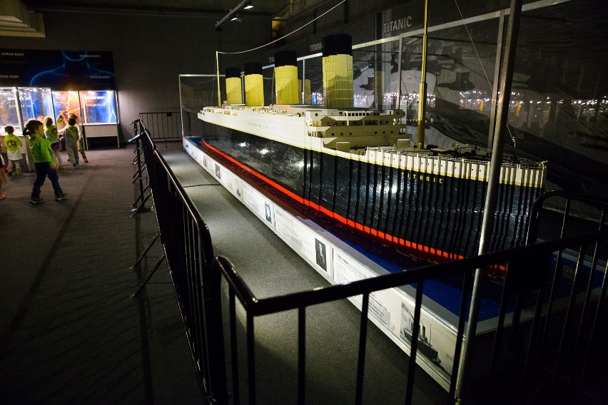 Jednym z ciekawszych obiektów jest Titanic. Zbudowana z pół...