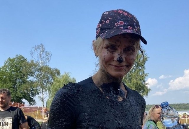 Aspirant Katarzyna Wójcik z Laboratorium Kryminalistycznego Komendy Wojewódzkiej Policji w Kielcach pokonała trasę biegu w 2 godziny i 11 minut