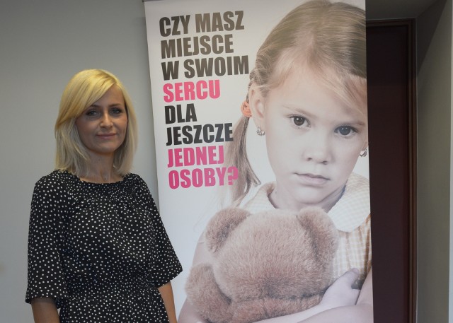 Renata Fijałkowska, dyrektor PCPR w Oświęcimiu, bardzo mocno zaangażowała się w kampanię promującą rodziny zastępcze 